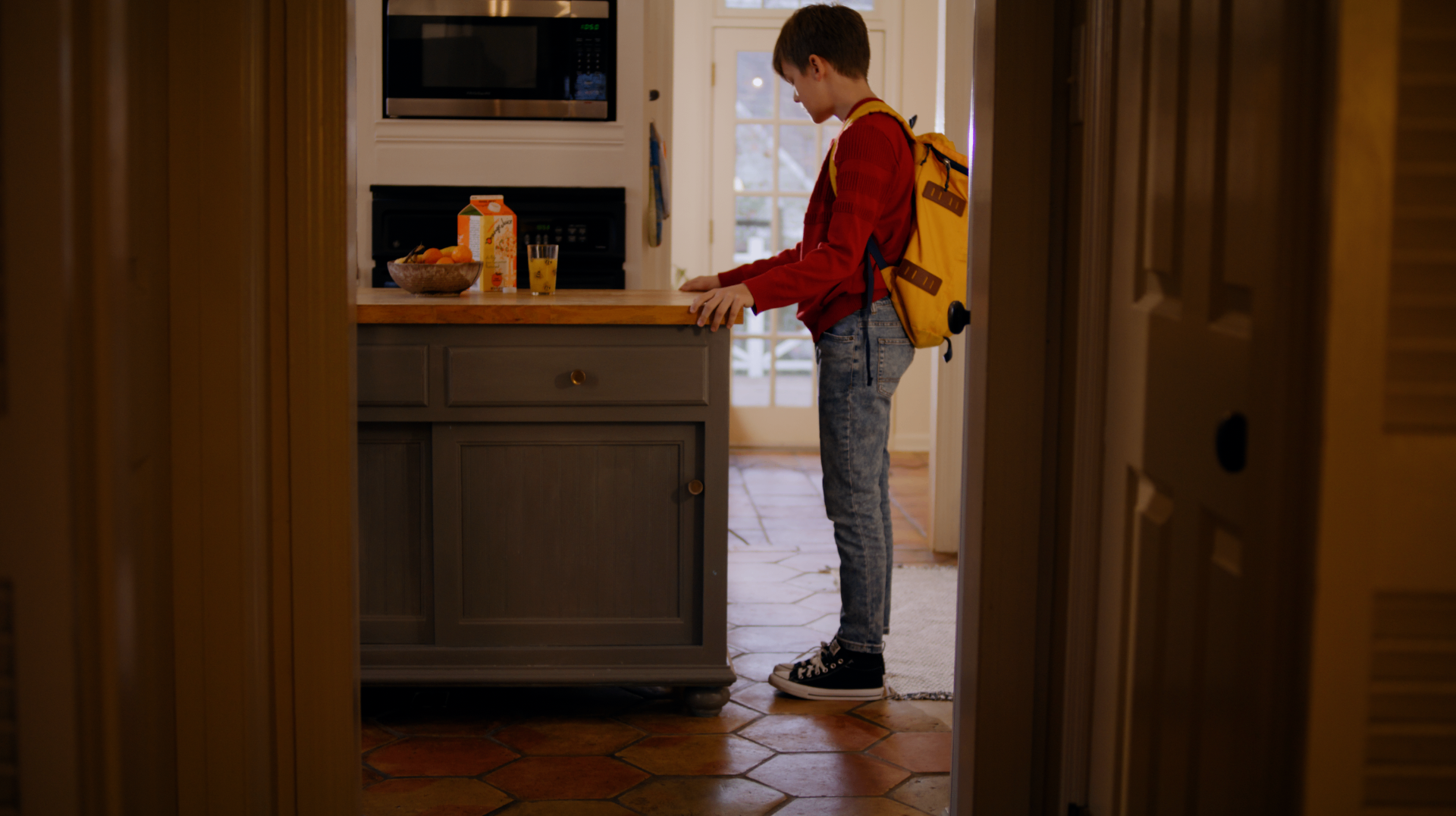 Tin Soldiers — still 7, directed by Aris Federman
